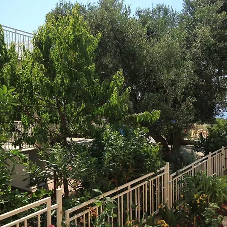 Apartment Apartments With Parking Space Orebic, Peljesac - 10185 Orebić