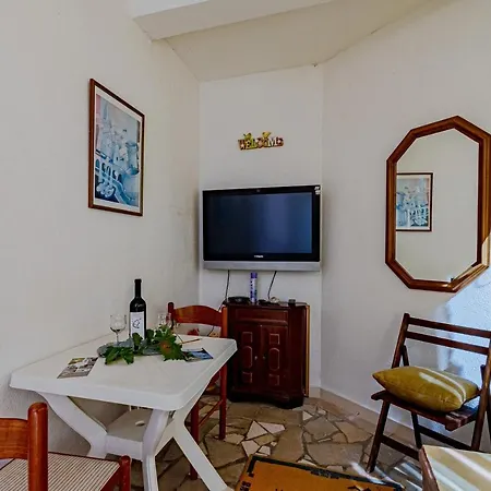 With Parking Space Orebic, Peljesac - 10185 Orebić