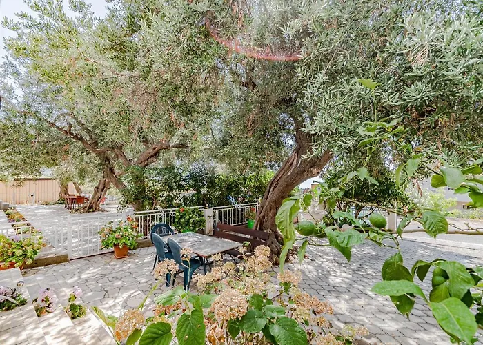 Apartments With Parking Space Orebic, Peljesac - 10185