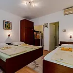 With Parking Space Orebic, Peljesac - 10185 Apartman Orebić