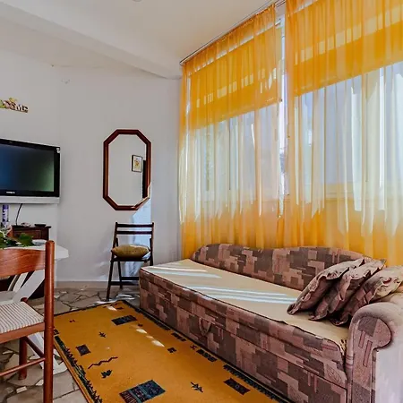 Apartment Apartments With A Parking Space Orebic, Peljesac - 10185 *