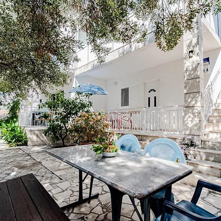 Apartments With Parking Space Orebic, Peljesac - 10185 * Orebic